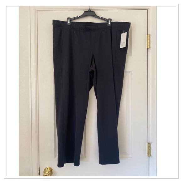 Men’s Lightweight Training Pants All In Motion - Picture 2 of 3